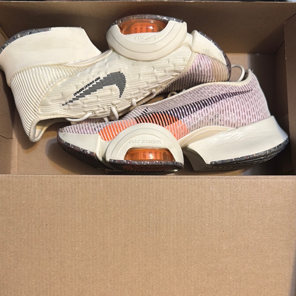 Nike Air Zoom Superrep 2 NN Sneakers in COCONUT MILK, BLACK, ORANGE, CREAM